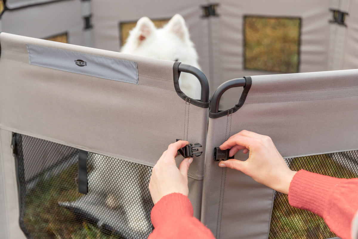 Campingzaun für Hunde mit Reißverschluss-Öffnung, flexibel erweiterbar