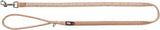 Beige Hundeleine mit geometrischem Muster und silbernem Karabinerhaken.