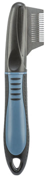 Grau-schwarzer Kamm mit blauem Griff und feinen Metallzinken, ergonomisch geformt.