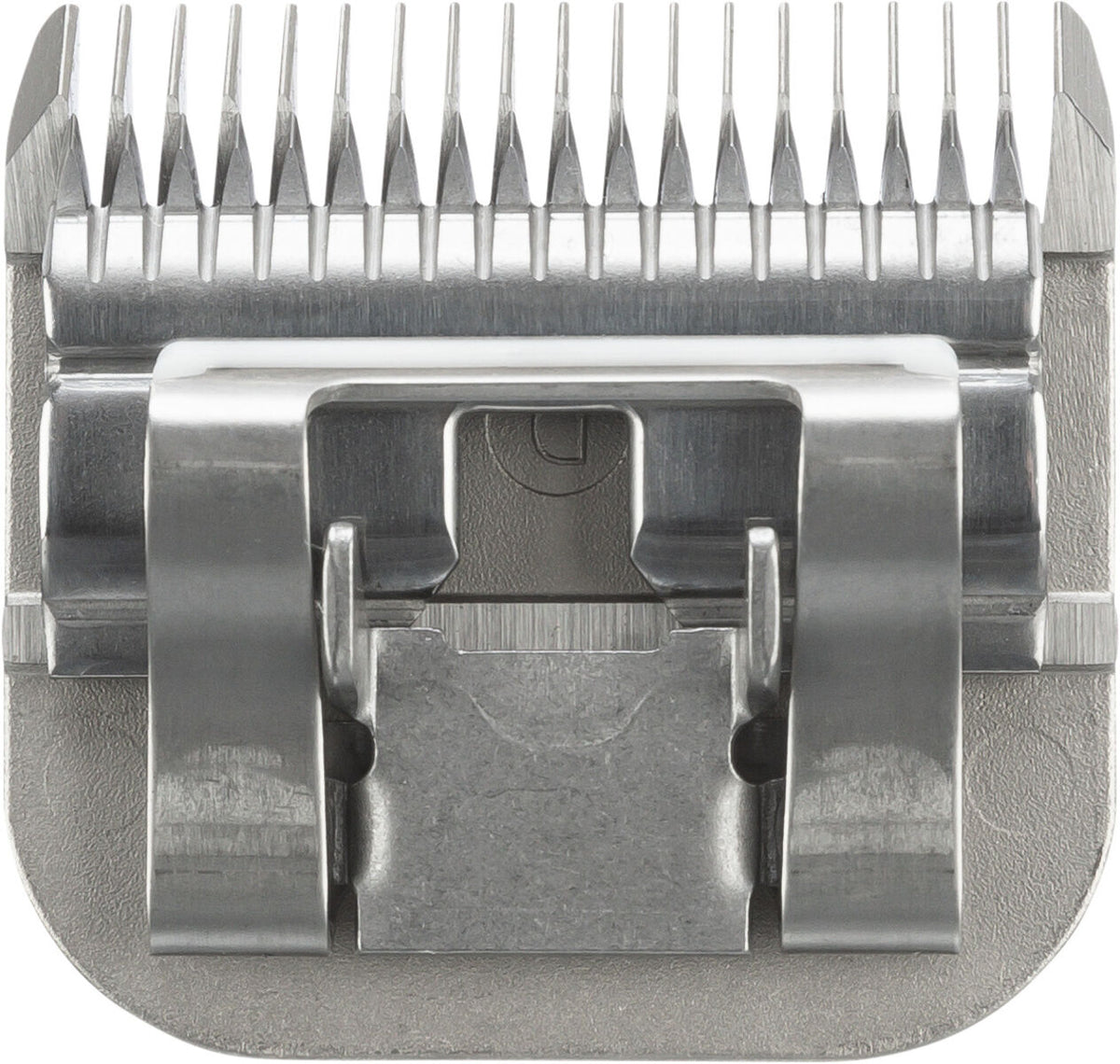 Metallene Haarschneideklinge mit feinen Zähnen und silberner Oberfläche, rechteckige Form.