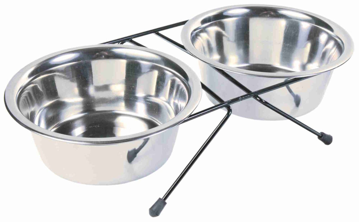 Zwei Edelstahlnäpfe in einem schwarzen, erhobenen Metallgestell, geeignet für Haustiere.
