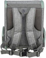 Grauer Rucksack mit verstellbaren Trägern und Netzpolsterung, seitlichen Reißverschlüssen und grünem Rand.