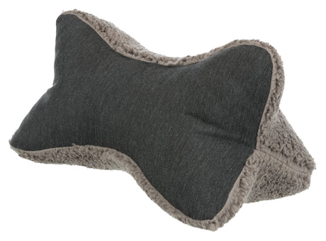 Kissen in Knochenform mit grauem Stoffbezug und weichem, beigen Rand aus flauschigem Material.