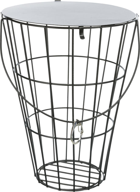 Schwarzer Drahtkorb mit flachem, rundem Deckel und einem Haken vorne, offene Gitterstruktur, Metalloptik.