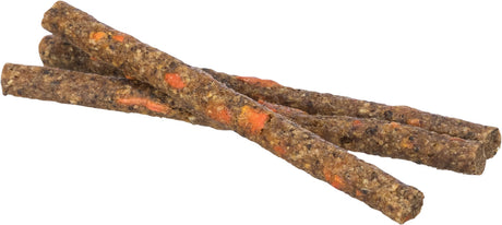 Drei längliche, bräunliche Sticks mit orangefarbenen Flecken, nebeneinander auf weißem Hintergrund.